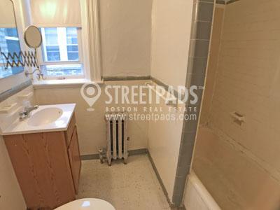 Building Photo - 1 bedroom in Boston MA 02135