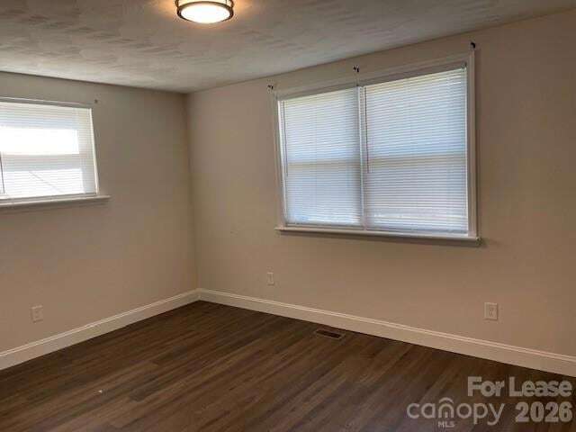 Building Photo - 802 Spencer Rd