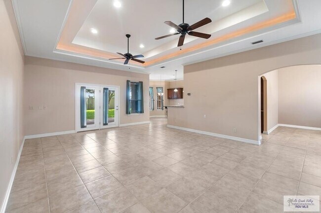 Building Photo - 109 Wild Olive