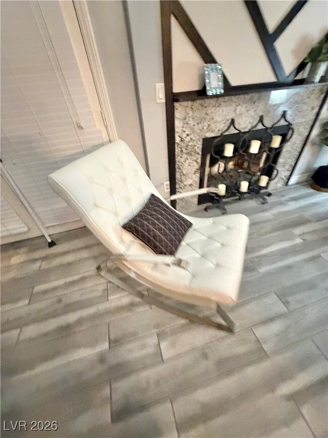 Building Photo - 2700 Lodestone Dr