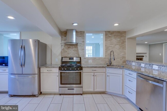 Building Photo - 1206 Riggs Ct