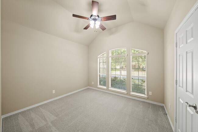 Building Photo - 1915 Stable Stone Ln