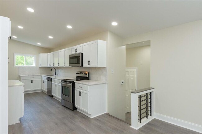 Building Photo - 1645 Abner Terrace NW