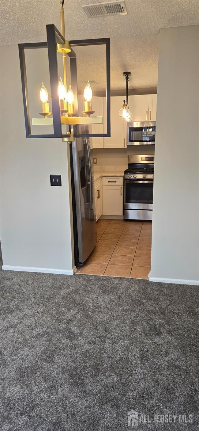 Building Photo - 3015 Lighthouse Ln