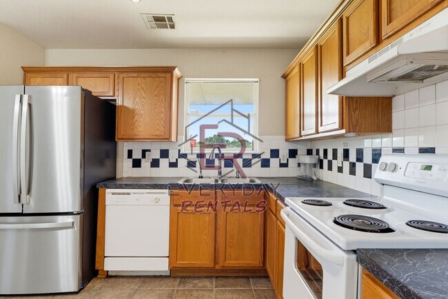 Building Photo - 2513 Haven Dr