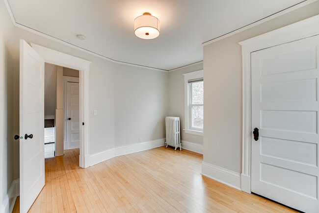 Building Photo - 1794 Hague Ave