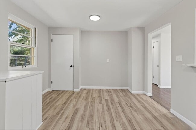 Building Photo - Saratoga Street