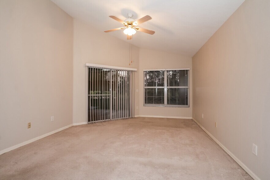 Building Photo - 6752 Waterton Dr