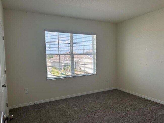 Building Photo - 17218 Reserva Dr