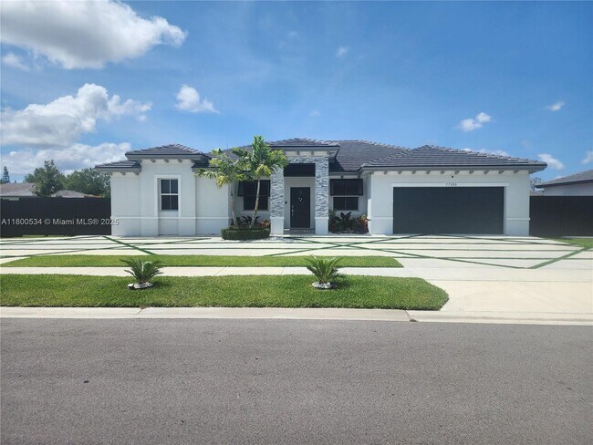 Primary Photo - 17000 SW 291st St