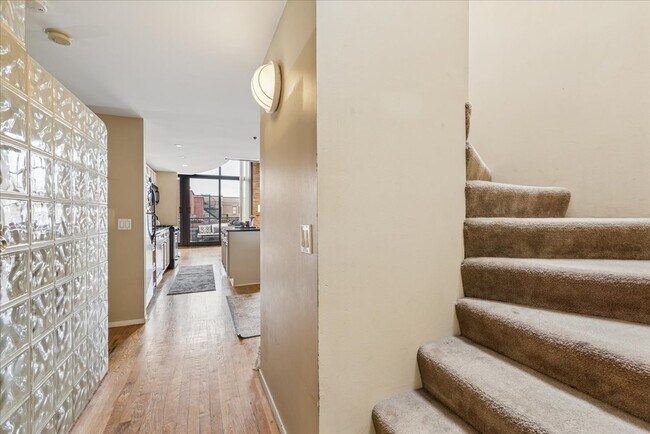 Building Photo - 2300 W Wabansia Ave