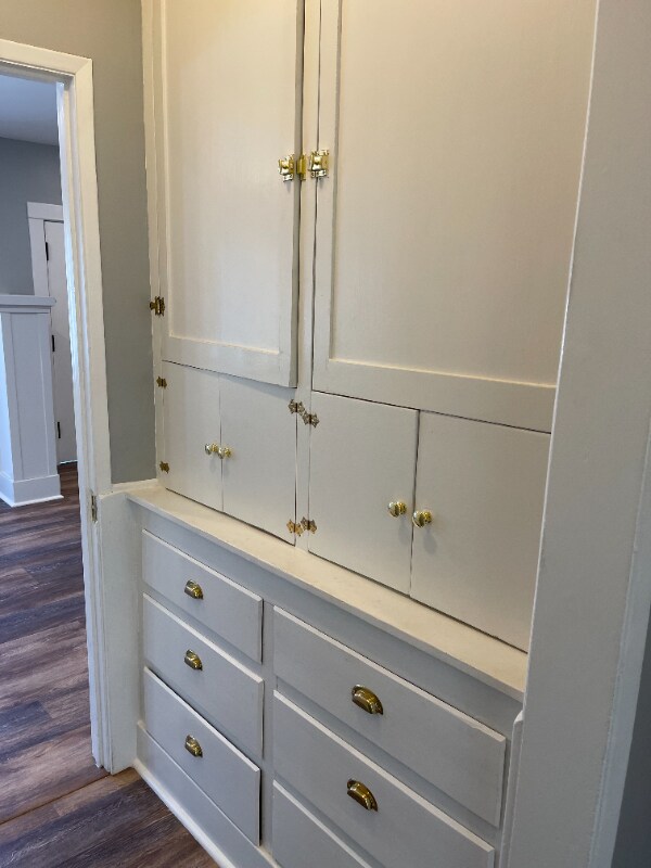 Building Photo - 2510 Elsinore St