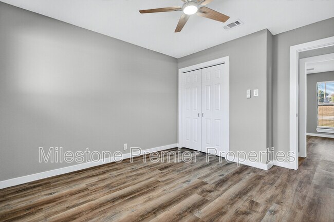 Building Photo - 3014 Jennifer Ave