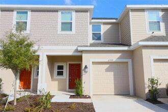 Building Photo - 2208 Paravane Wy