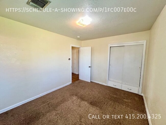 Building Photo - 1720 Cherry Ave