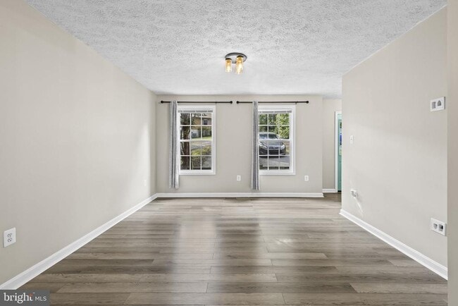 Building Photo - 738 Quapaw