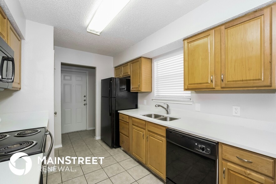 Building Photo - 1072 Westcliff Ave