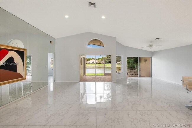 Building Photo - 9601 Harbour Lake Cir