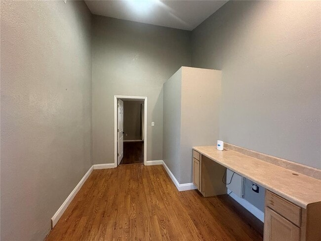 Building Photo - 1285 S Lightsey Ave