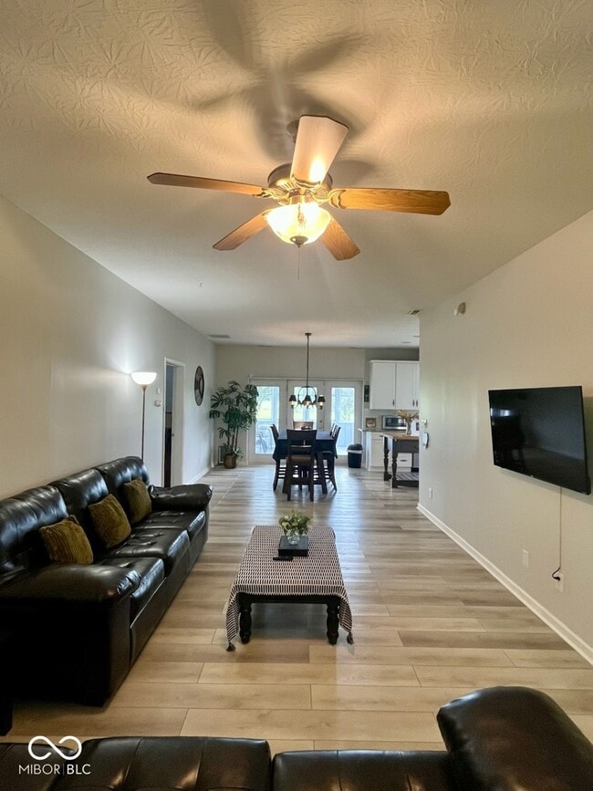 Building Photo - 9459 N State Rd 267