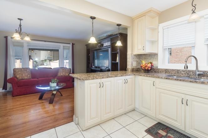 Building Photo - 3233 S 60th Ct