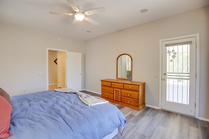 Building Photo - 15271 W Pantano Dr