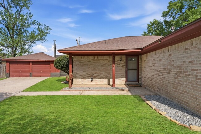 Building Photo - 29038 Deadwood Ln