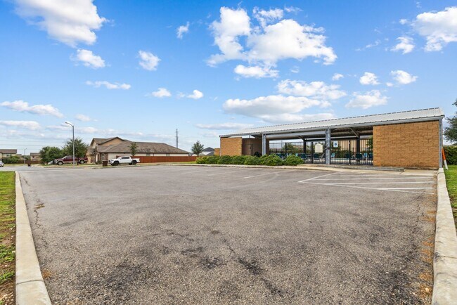 Building Photo - 2526 Wentwood Run