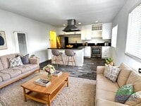 Building Photo - 4707 N. Figueroa St