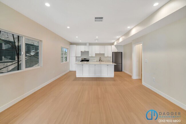 Building Photo - 2800 Winter St