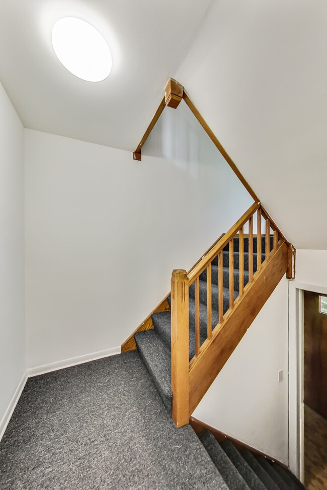 Building Photo - 4821 Crain St