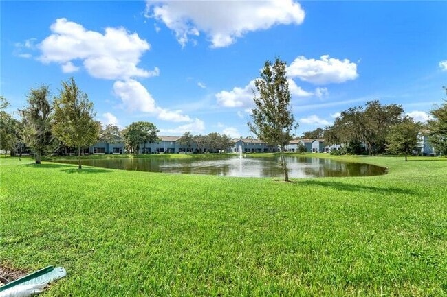 Building Photo - Dream Townhome is Beautiful Sanford Florida