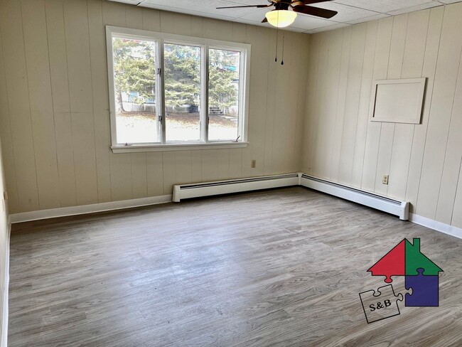 Building Photo - 63 Brook St