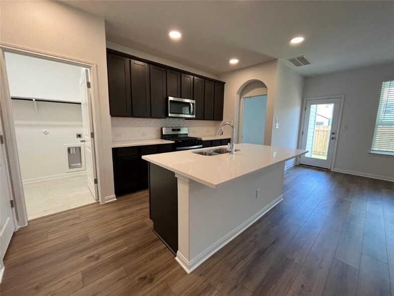 Building Photo - 8521 Wellspring Loop