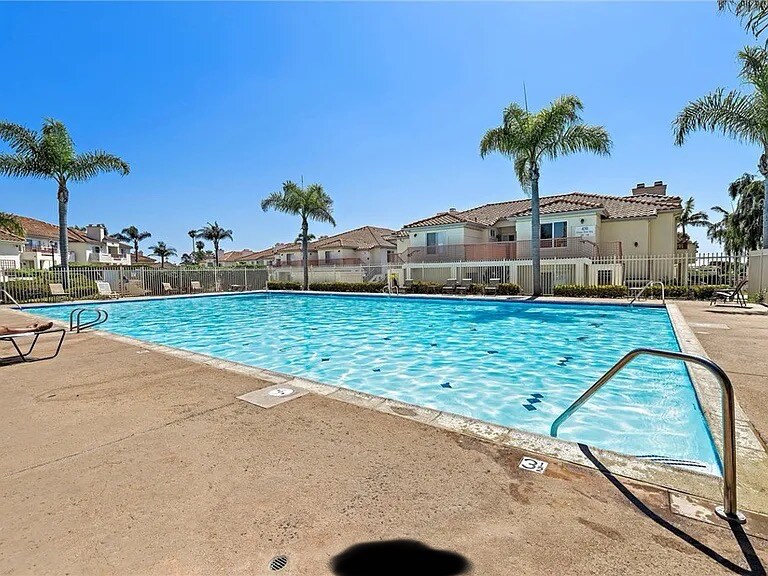 Building Photo - 450 Stoney Point Way