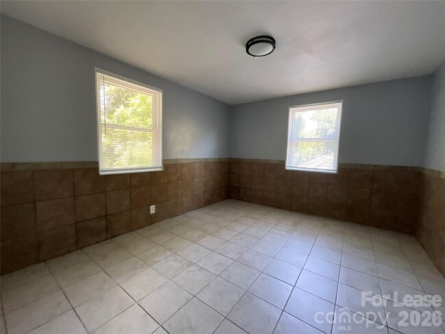 Building Photo - 259 Jefferson Ct NE