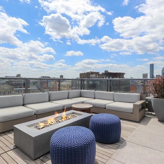 Building Photo - 390 Harrison Ave