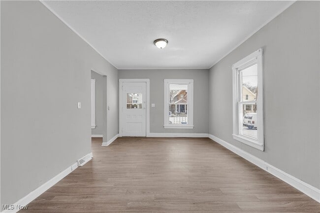 Building Photo - 3877 W 31st St