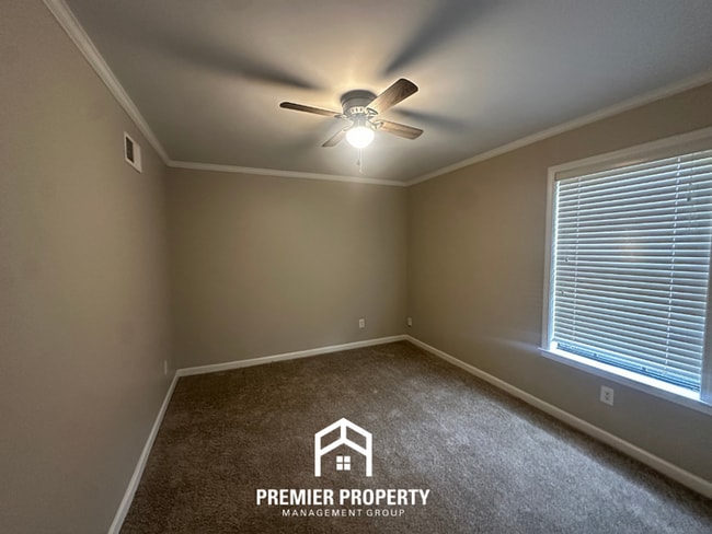Building Photo - Spacious 4BR Cordova Home with Hardwood Floors, Fireplace & Fenced Yard