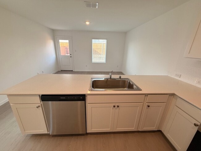 Building Photo - 12125 Steeplechase Dr