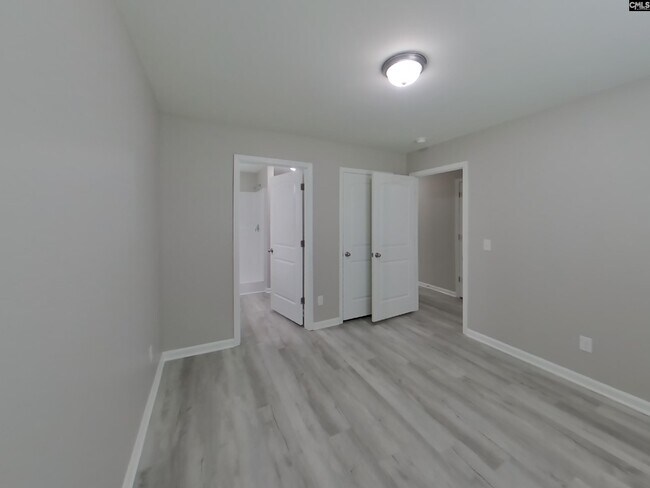 Building Photo - 308 Savannah Hills Dr