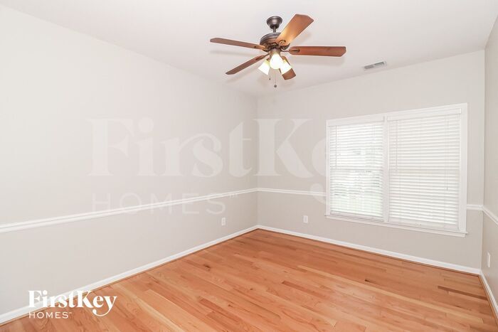 Building Photo - 2023 Barrett Knoll Cir