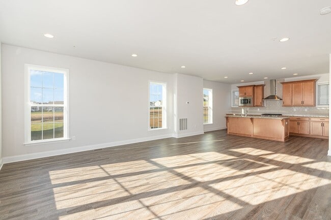 Building Photo - 3246 Parade St