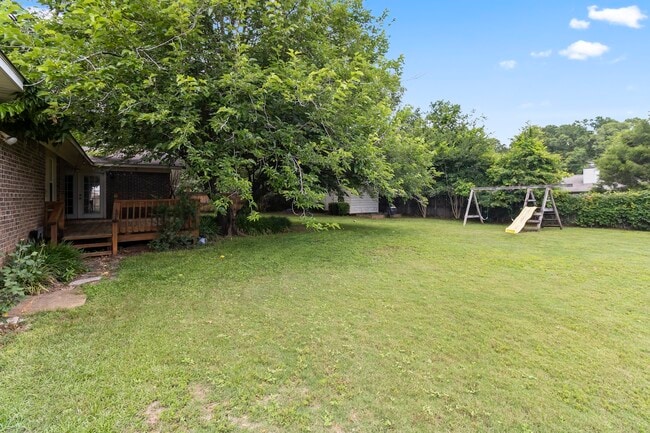 Building Photo - 115 Nancy Dr