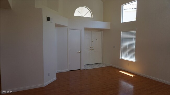Building Photo - 9341 Magic Flower Ave