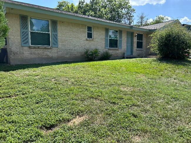 Primary Photo - 1103 Floradale Dr