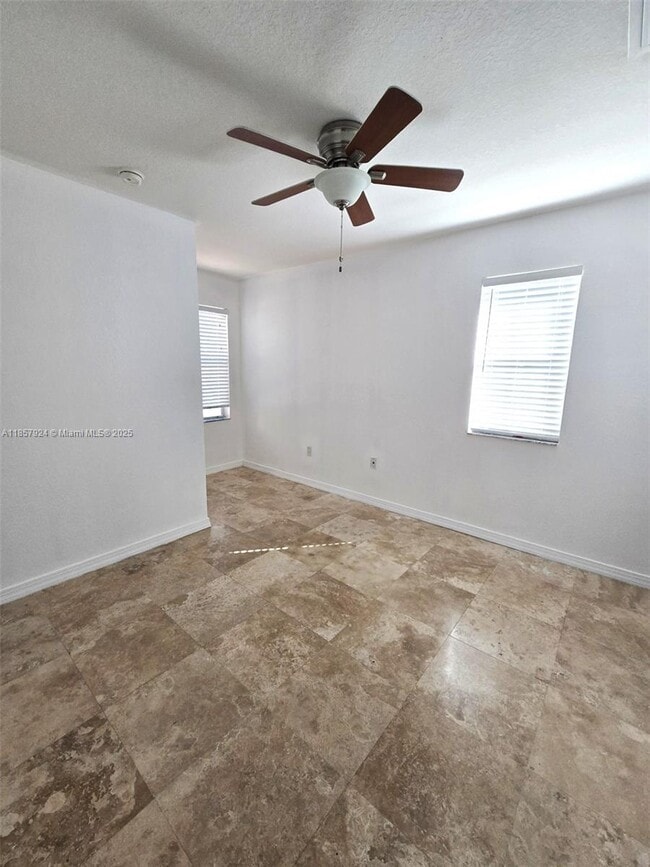 Building Photo - 3028 SW 129th Way