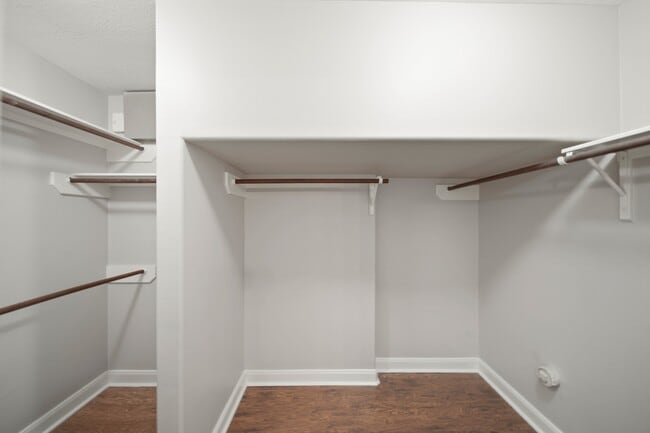 Building Photo - 2422 Inlet Ct