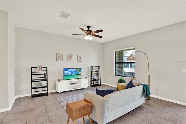 Building Photo - 16930 Storyline Dr