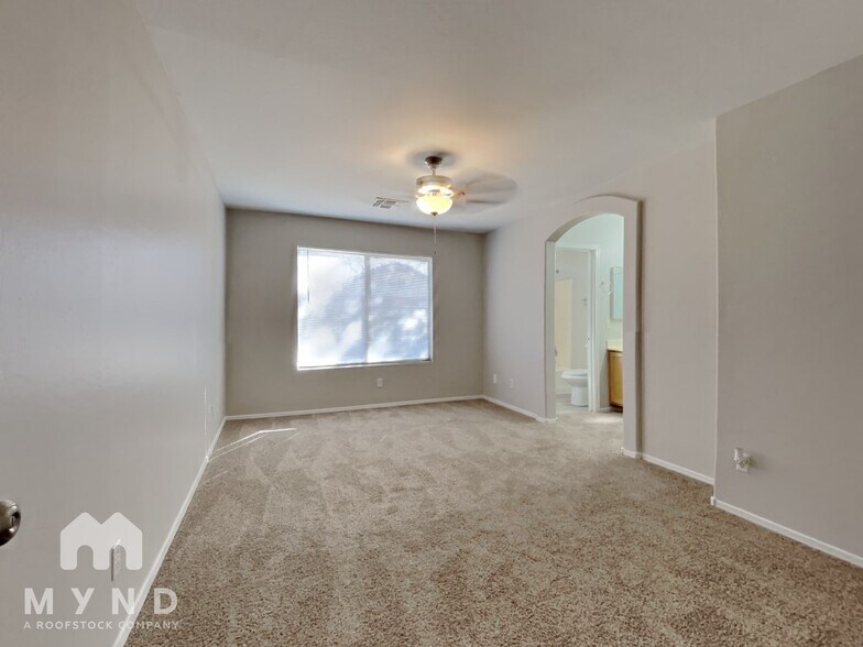 Building Photo - 13229 W Acapulco Ln